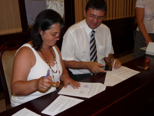 Támogatási szerződés ünnepélyes aláírására került sor augusztus 4-én   