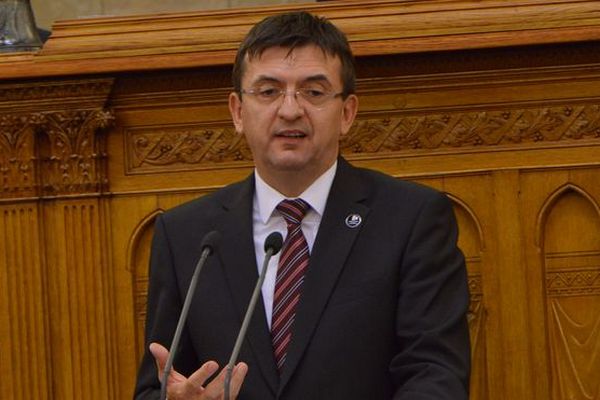 Domokos László felszólalt az Országgyűlés plenáris ülésén