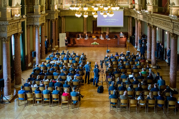 Domokos LÁszló ÁSZ elnök is részt vett az Alkotmányos EUdentitás 2019. című konferencián